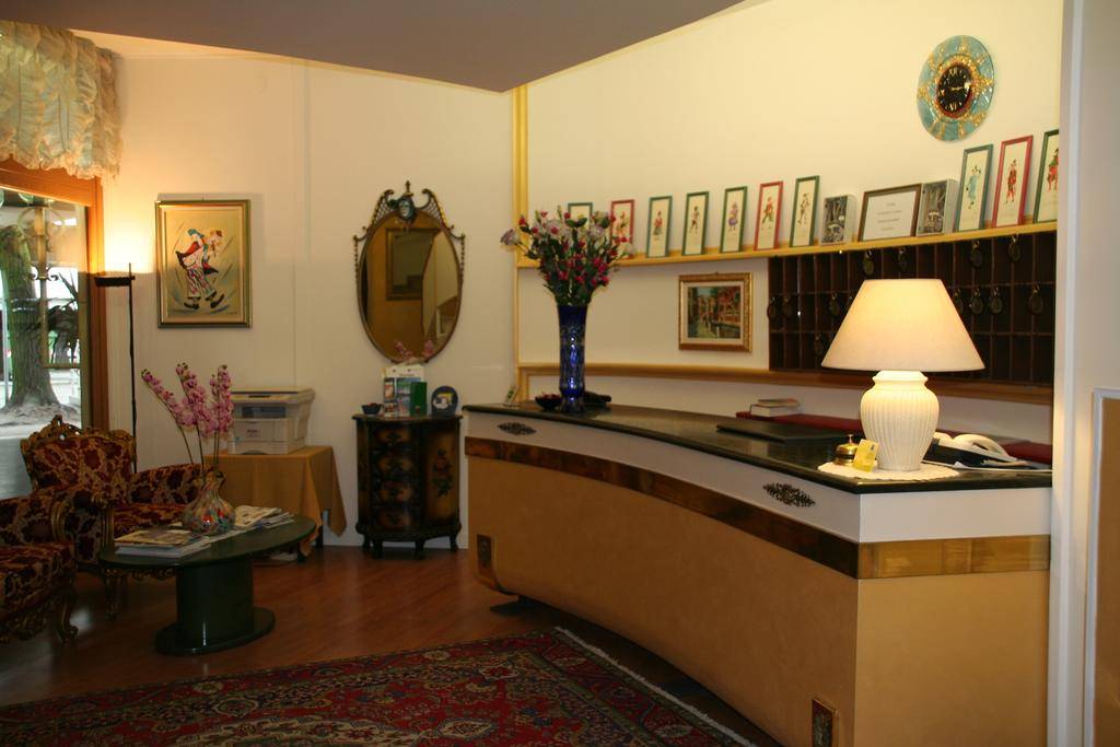 hall3-1024x683