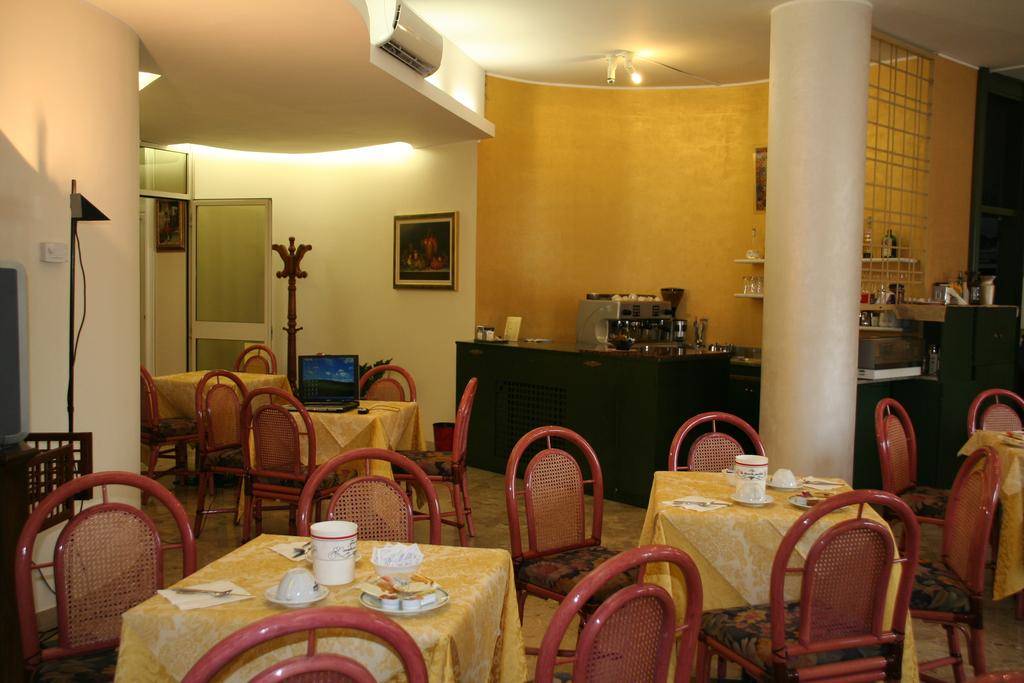 sala-colazioni-1024x683
